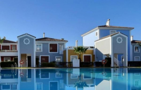 Stunning 2-Bedroom Duplex Penthouse in El Paraíso, Estepona